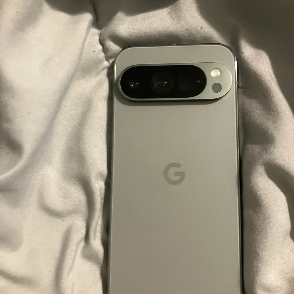 Smartphone with Black Display